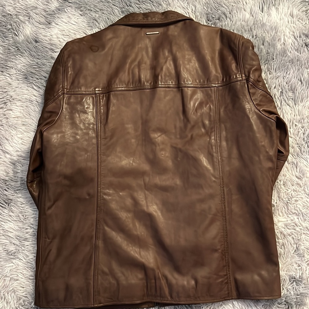 Leather jacket - Picture 3 of 5